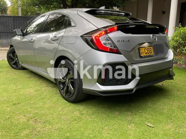 Honda Civic 2018  For Sale In Kiribathgoda