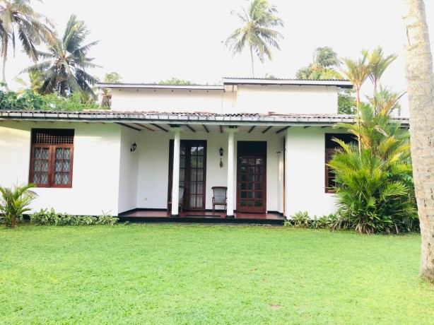 House for Sale - Galle Road, Ahungalla