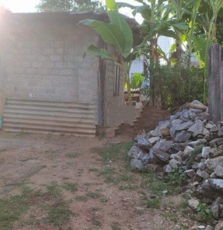 Land with Half Build House for Sale in Nawala