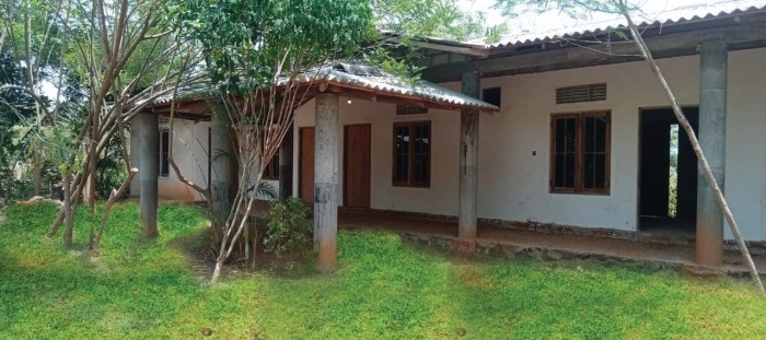 Land with House for Sale - Galgamuwa