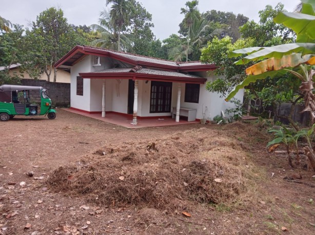 House for Sale at Katukurundawatta Mawaramandiya