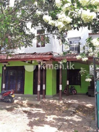 Two Stored House for Sale in Wattala Hunupitiya