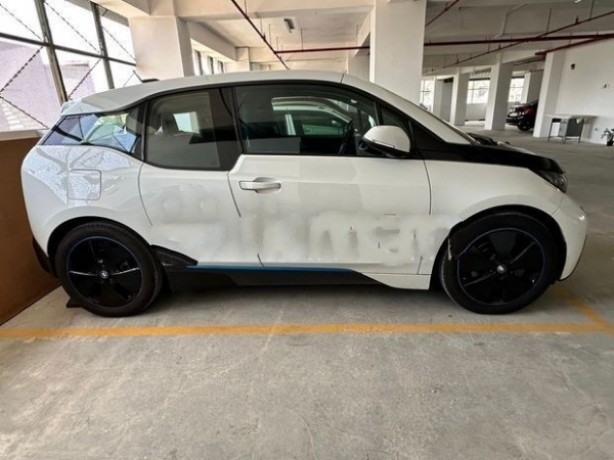 BMW i3 2015  For Sale  In Colombo  8