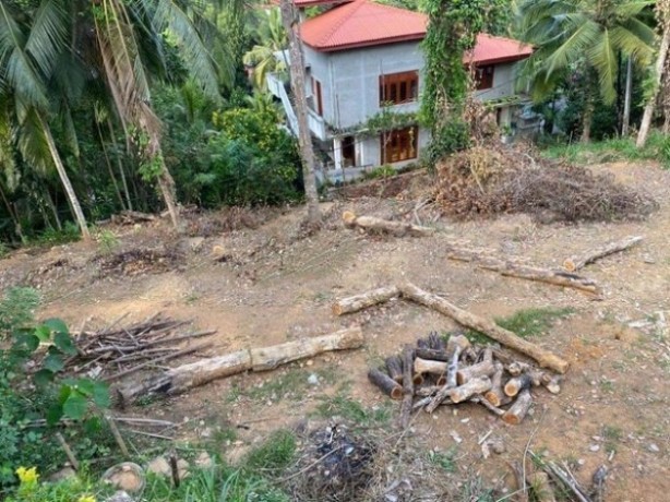Land for sell in kegalle 21 perches