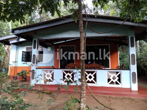House for Sale in Kiribathkumbura Kandy.