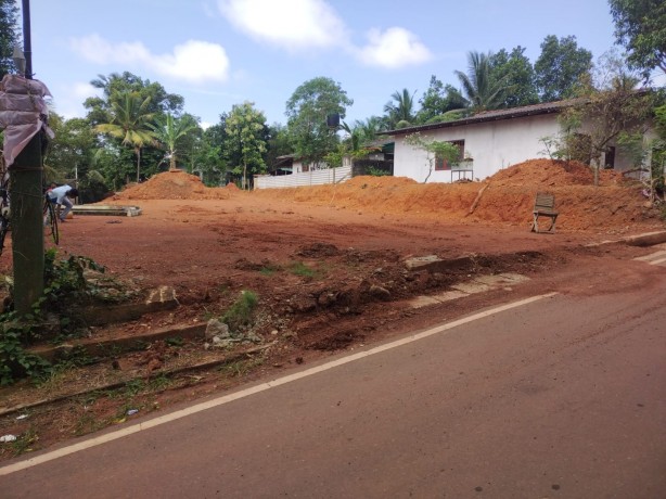 Land for Sale in Malamulla