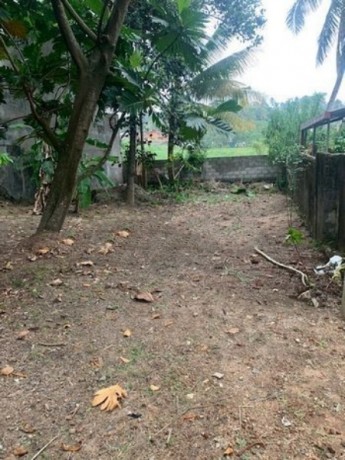 Land for Sale at Athurugiriya